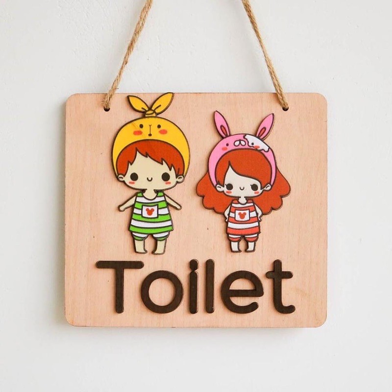 Bảng gỗ treo cửa nhà Wc, Bảng gỗ trang trí handmade