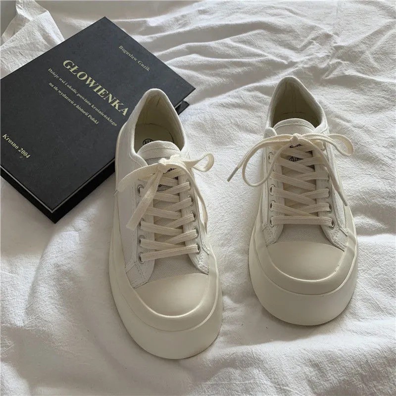 Giày hack chiều cao