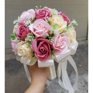 BÓ HOA CƯỚI CÔ DÂU CẦM TAY HOA HỒNG SÁP MÀU HỒNG, CAM NHẠT PASTEL, CHỤP HÌNH CƯỚI