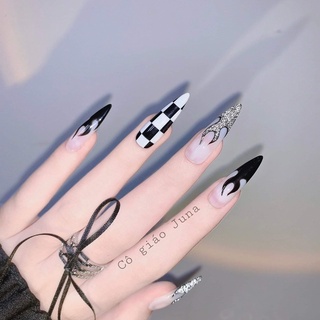 Móng úp thiết kế Nail box thiết kế giá rẻ mẫu lửa đen