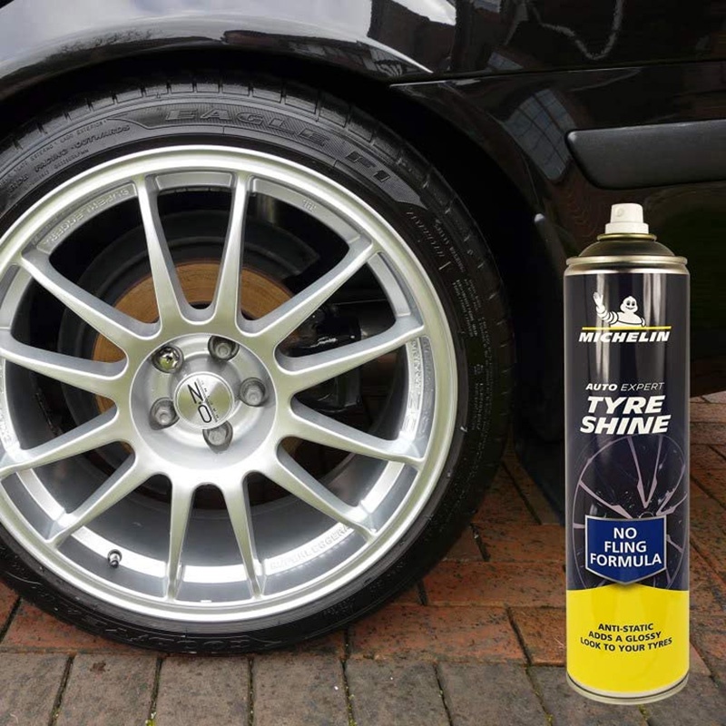 Chai Xịt Vệ Sinh Bảo Dưỡng và Làm Bóng Lốp Ô Tô Michelin W31432 Auto Expert Tyre Shine 520ml (hàng chính hãng)