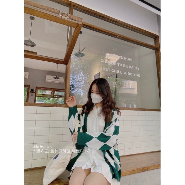 Áo Cardigan ovan (Ảnh/Video tự chụp)
