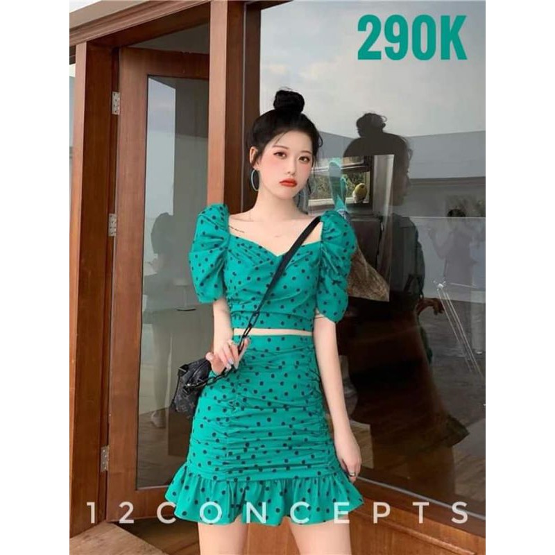 set áo cổ vuông + chân váy