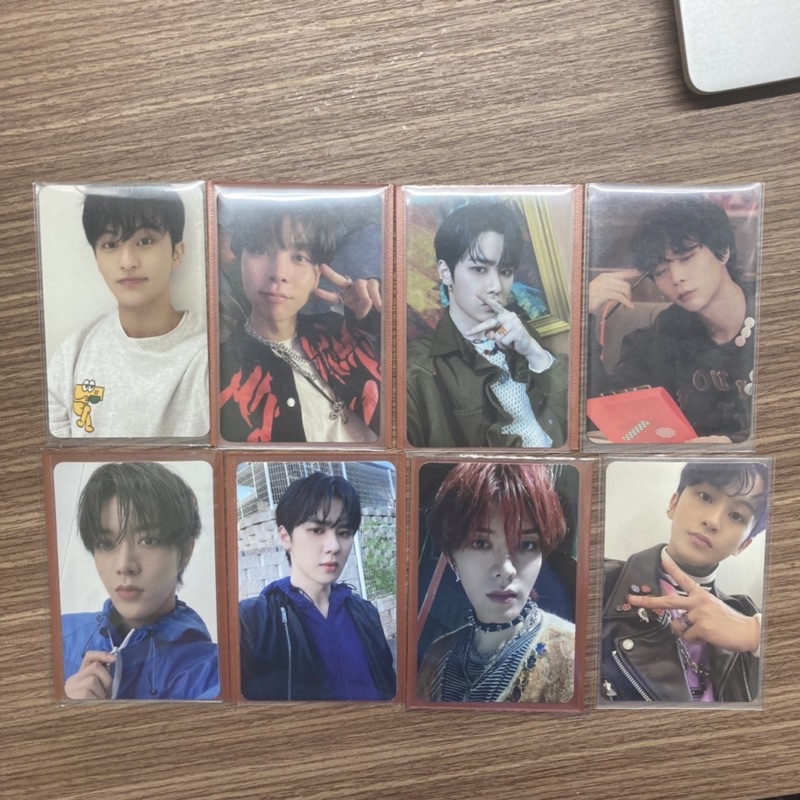 hộp quà may mắn nct-album rỗng và thẻ bo góc