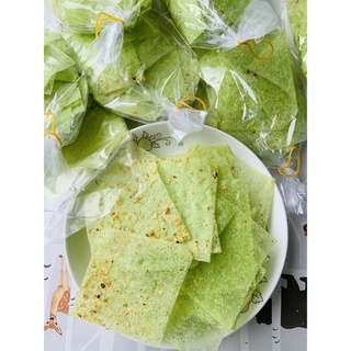 Bánh tráng phomai lá dứa có mè 500g 38k