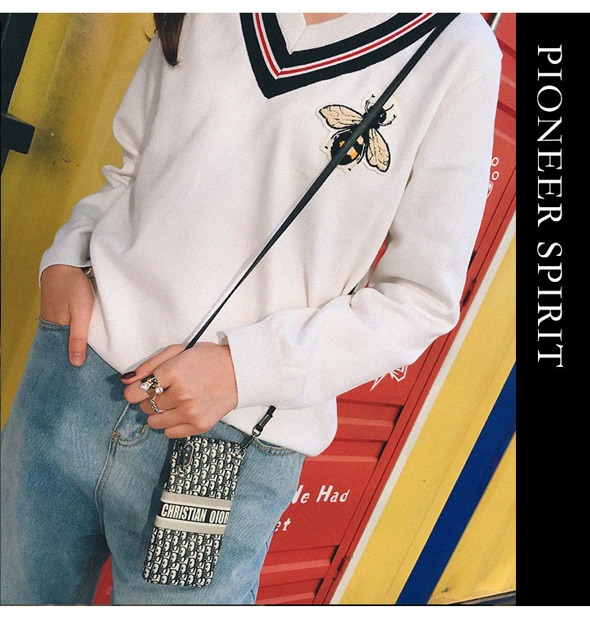 Ốp dẻo kèm dây mẫu thương hiệu