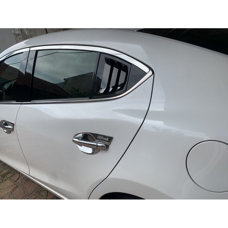 Ốp mang cá thể thao cho Mazda 3 2015-2019