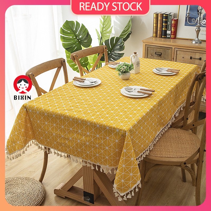 Khăn trải bàn Cotton lanh phối tua rua hiện đại