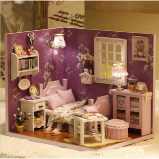 Bộ lắp ghép nhà búp bê Cute Room – phòng ngủ màu tím xinh xinh (có đầy đủ mica che bụi)