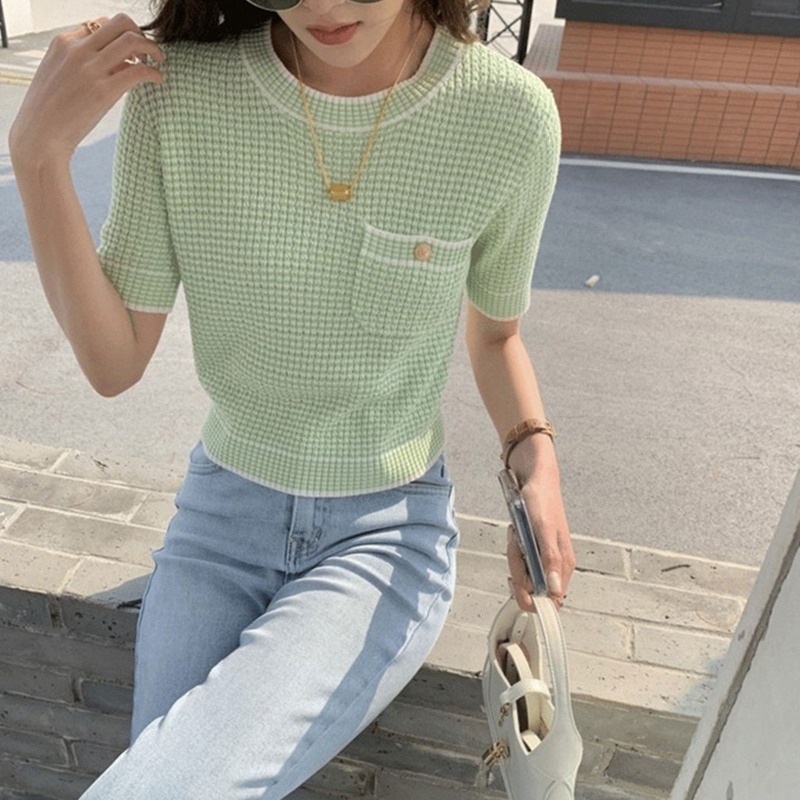 Áo Croptop Dệt Kim Mỏng Tay Ngắn Cổ Tròn Dáng Rộng Màu Trơn Phối Túi Họa Tiết Kẻ Sọc Màu Sắc Ngọt Ngào Thời Trang Cho Nữ