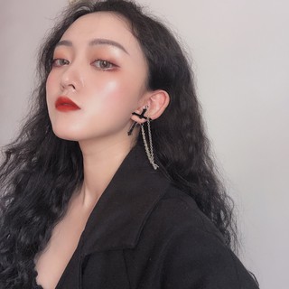 Bông tai đơn thánh giá tước đôi siêu cool ngầu