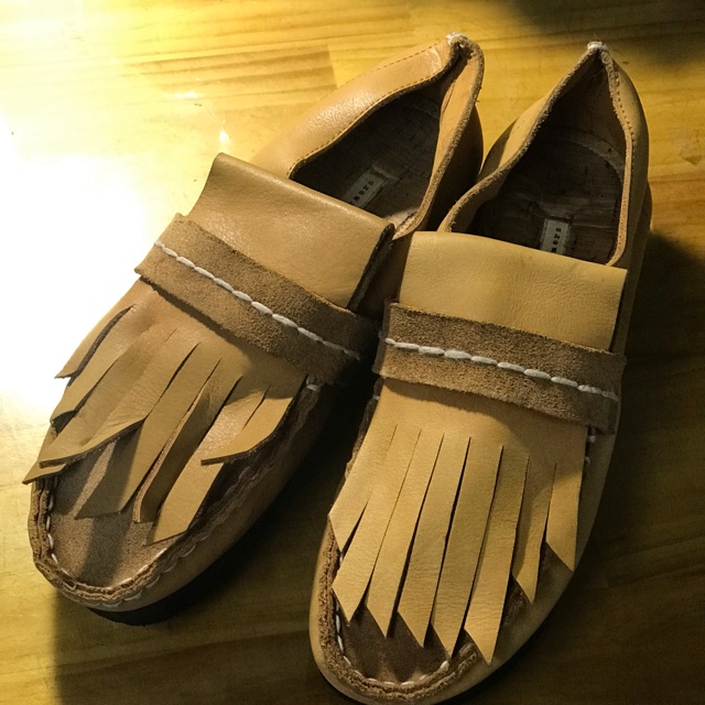 Giày nữ.
