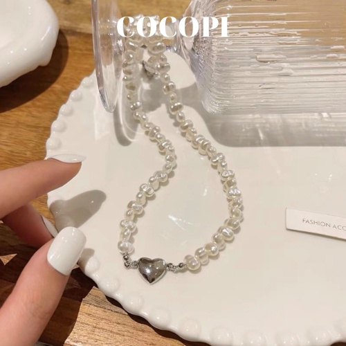 Dây chuyền, vòng cổ ngọc trai nhân tạo mặt đính trai tim Cocopi.accessories VC020