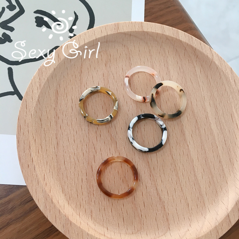 Korean Amber Cold Minimalist Ring Acetate Men and Women Retro Mixed Color Acetate Ring Unisex ACC