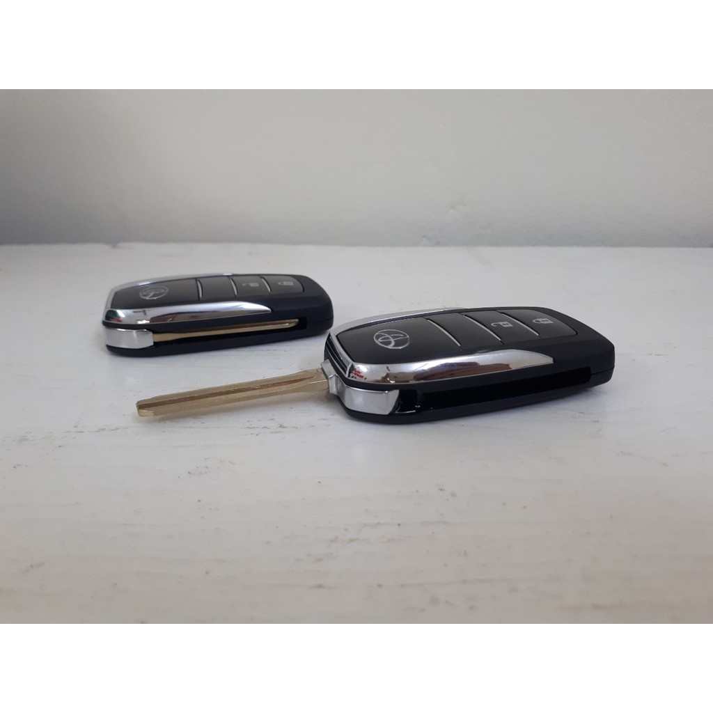 [Vỏ Chìa Khóa Toyota] Vỏ Chìa Khóa Gập 2 Nút Cho Xe Ô Tô Toyota Các Dòng Camry, Yaris, Crolla Altis, Innova và Vios