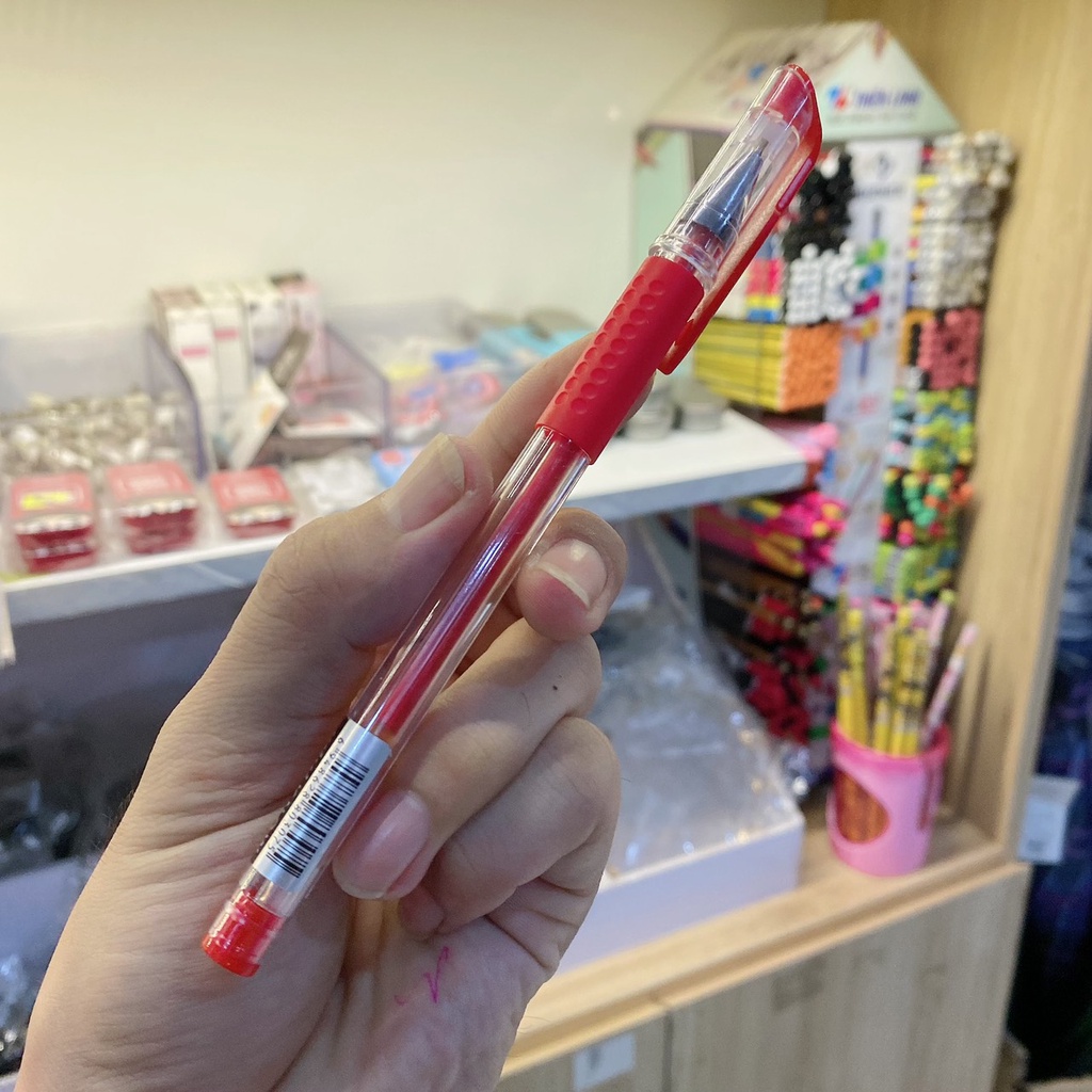 Bút Gel nước ngòi 0.5 cầm êm tay viết nhanh mực đều