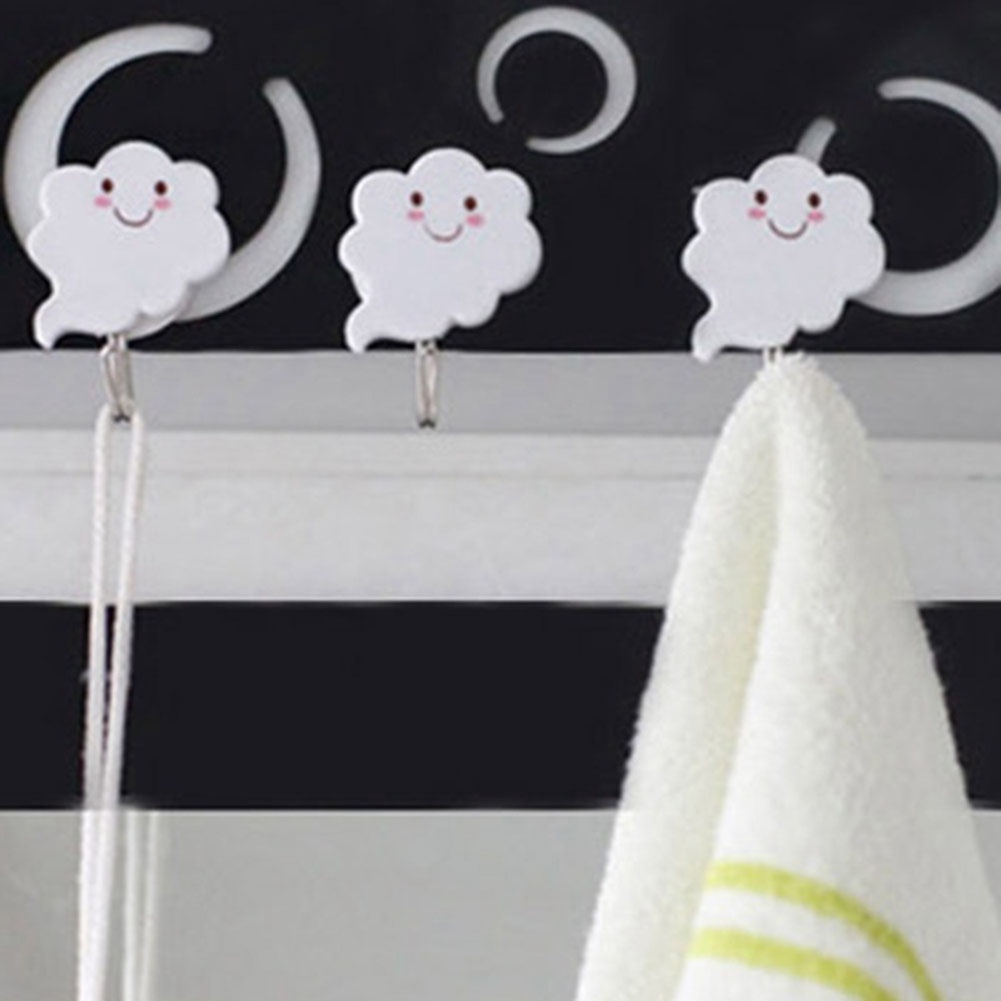 Set 6 Móc Treo Đồ Dán Tường Hình Đám Mây Dễ Thương