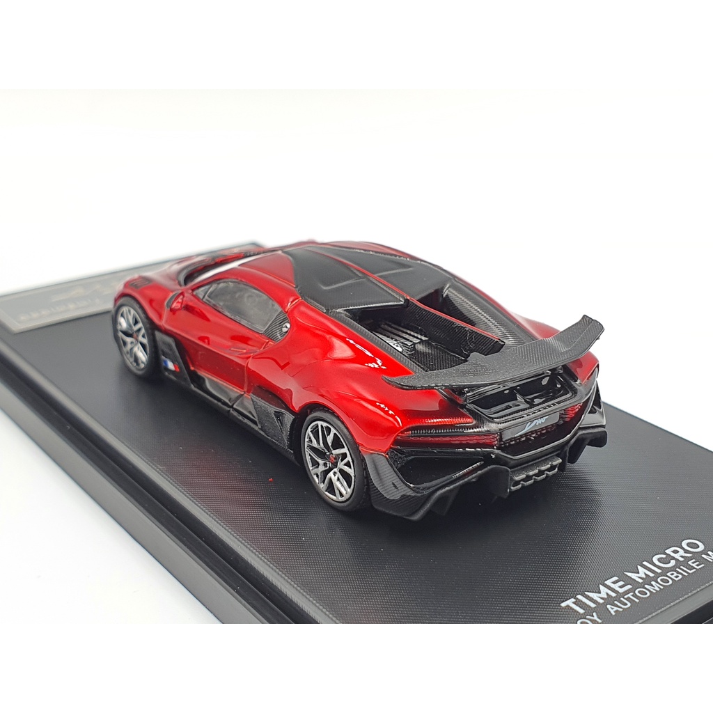 Xe Mô Hình Bugatti Divo Tỉ lệ 1:64 Hãng sản xuất Bburago ( Đỏ )