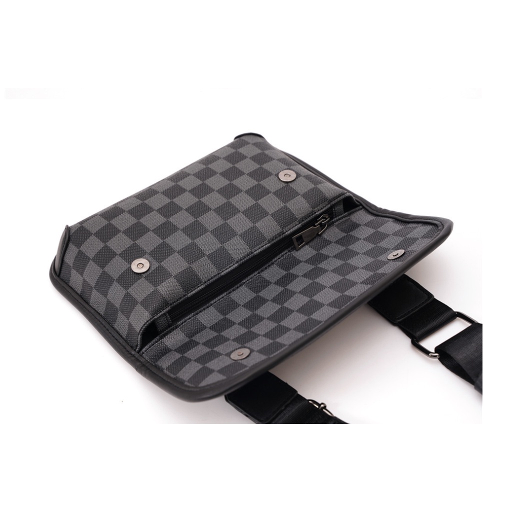 Túi đeo chéo nam thời trang cao cấp phong cách mới