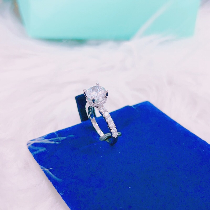 Nhẫn nữ xi bạch kim mạ vàng gắn đá viền xung quanh bền màu Kami