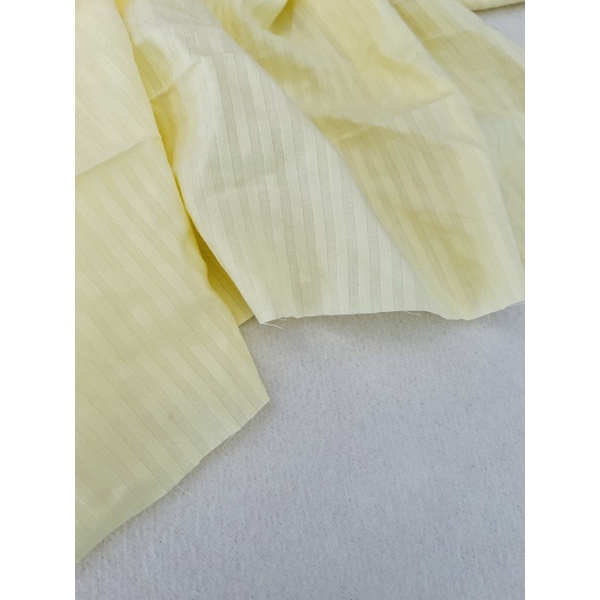 Vải thô cotton màu vàng pastel