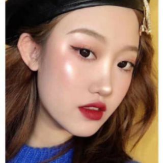Phấn bắt sáng phấn má Hojo Brilliance