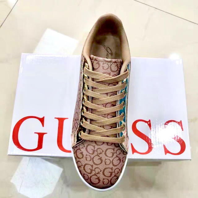 Giầy sneaker Guess, dư xịn, cho nam và nữ