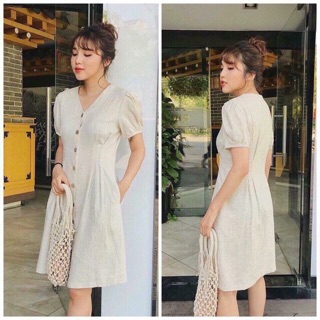 Váy tay bồng khuy gỗ cổ V