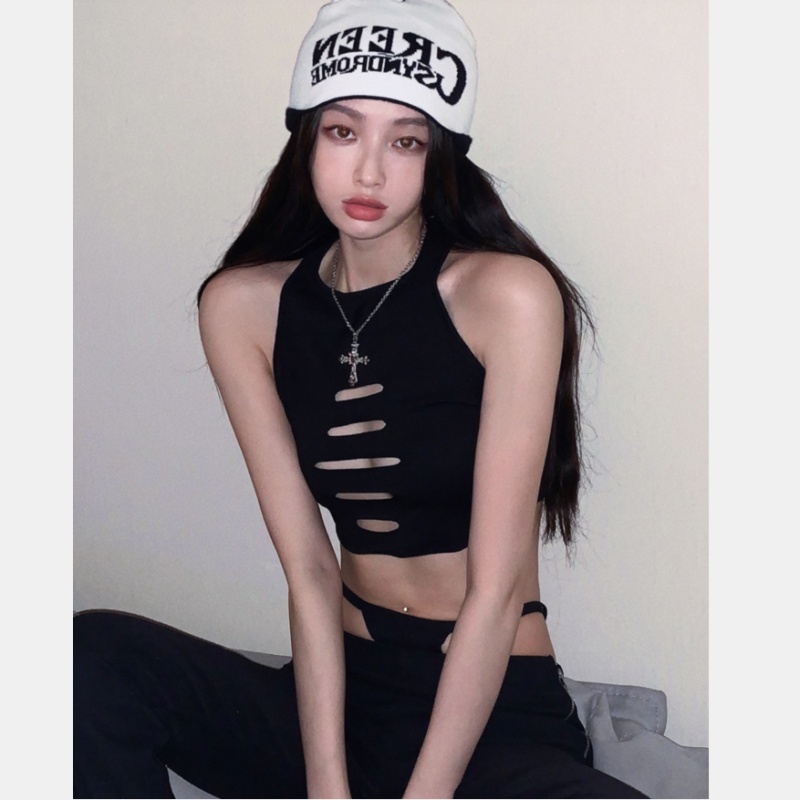 Áo Croptop Sát Nách Thiết Kế Rách Quyến Rũ