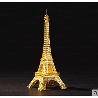 Tháp eiffel trang trí