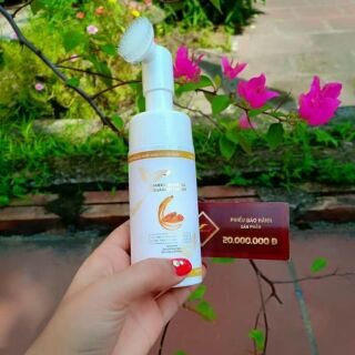 Sữa rửa mặt nghệ nhân sâm colagen