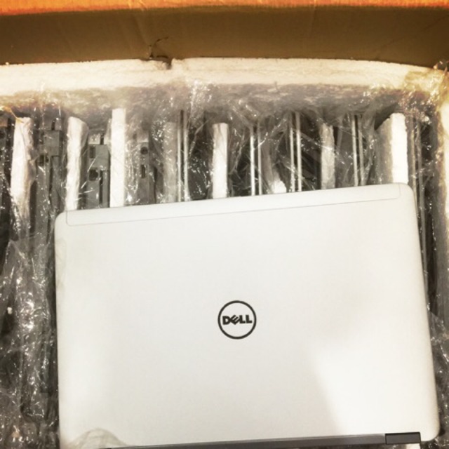 Laptop Dell Latitude 7240/ core i7/ ram 4gb/ 128gb