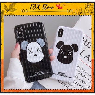 Ốp Iphone vali sọc nổi in hình Gấu Kaws - Ốp lưng Iphone chống bẩn, chống sốc, chống va đập - Fox Store