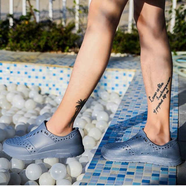 Giày nhựa lỗ nam nữ đi mưa đi biển siêu nhẹ siêu êm - Giày sneaker nhựa đi làm chống nước - GL044