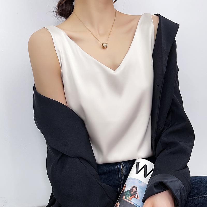 áo lụa cổ tim dai dây phía sau _ Áo 2 dây lụa Vintage AL02 | BigBuy360 - bigbuy360.vn