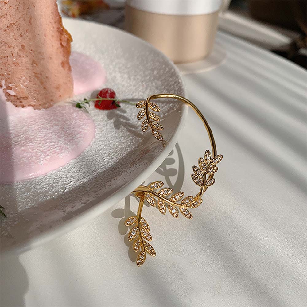 Bông Tai Hình Chiếc Lá Thời Trang Cho Nữ