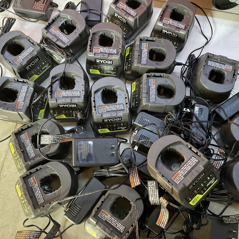 Sạc Ryobi 18V điện 120V hàng Mỹ 🇺🇸