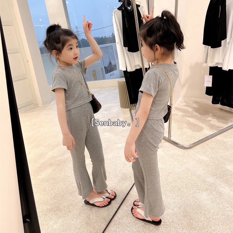 Set Áo Thun Tay Ngắn Màu Trơn + Quần Dài Ống Loe Thời Trang Hè Hàn Quốc 2023 Dành Cho Bé Gái