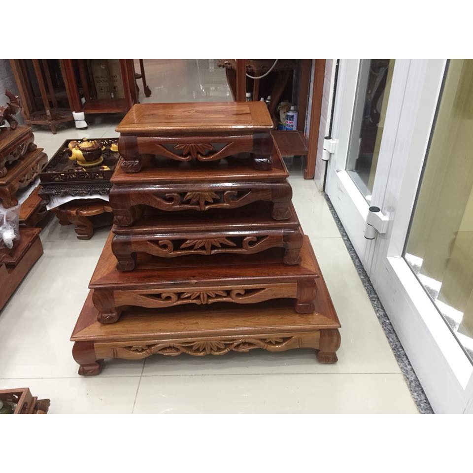 Bàn osin gỗ hương, kích thước 20x30cm cao 12,5cm, thích hợp kê vật dụng cho trang thờ thần tài thổ địa ngày tết | BigBuy360 - bigbuy360.vn