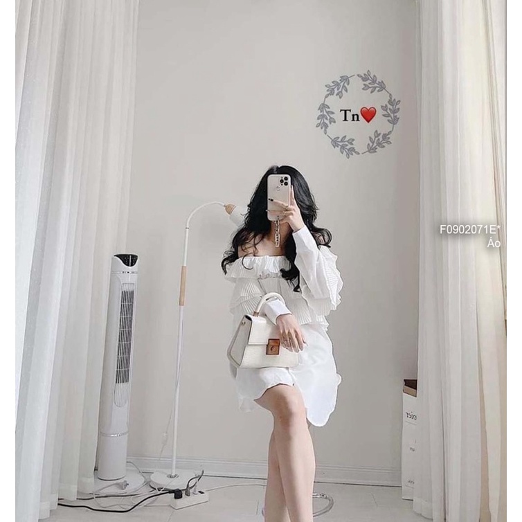 Áo sơ mi phối bèo trễ vai