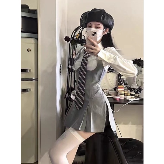 Váy Xương Cá Eo Cao Phong Cách Preppy Mỹ Cho Nữ