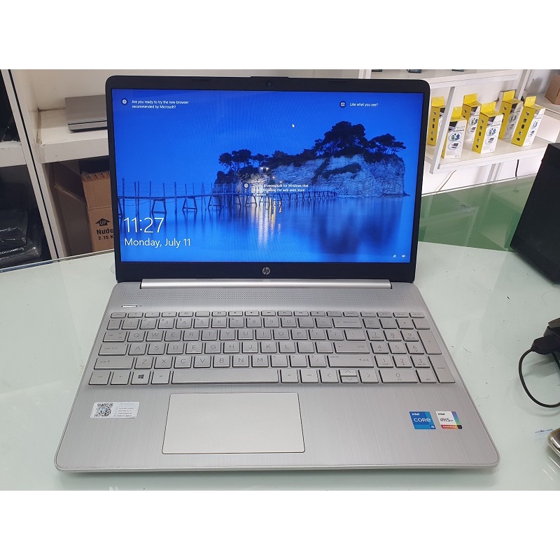 Laptop cũ HP 15s-fq2602TU core i5 giá rẻ