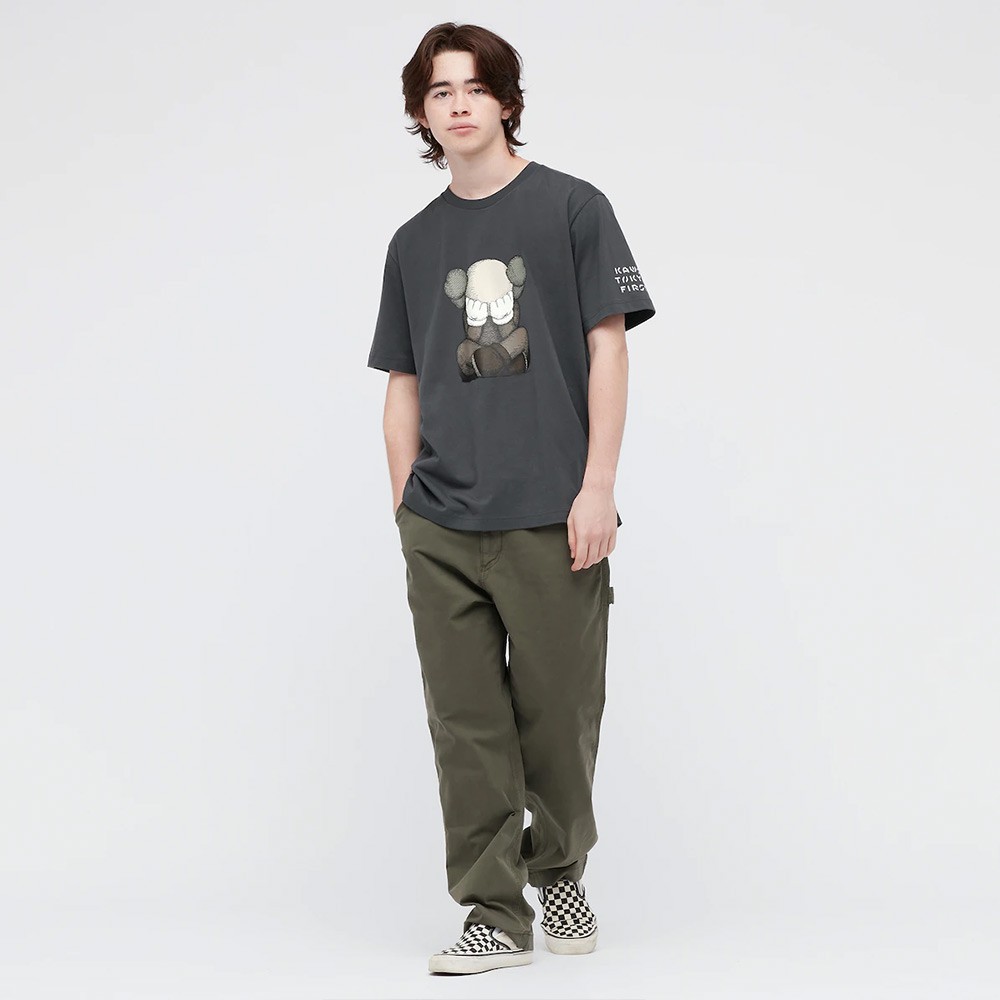 Mới Áo Thun Unisex uniqlo  Cổ Tròn In Hình kaws 446311/44631288