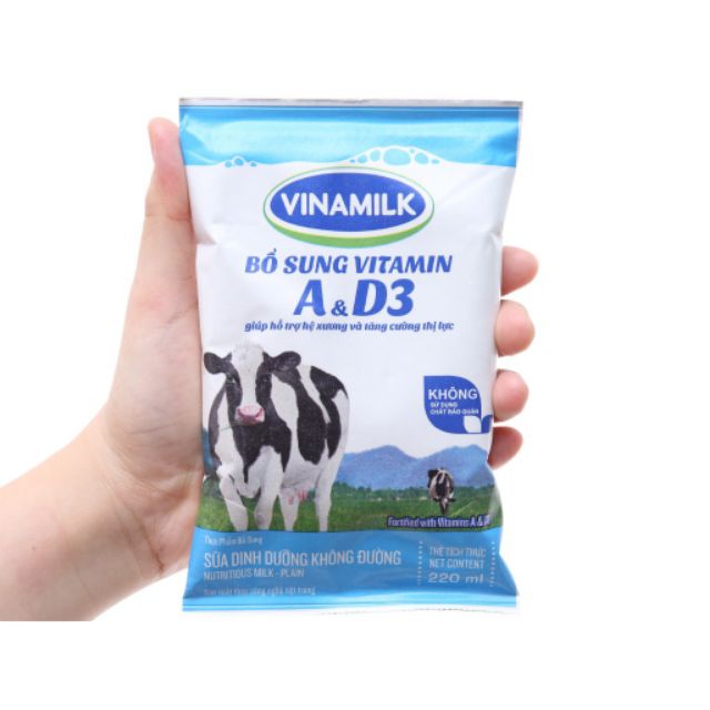 Combo 10 túi sữa tươi VNM không đường220ml date 9/2021 họ