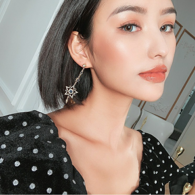 Bông tai dáng dài thiết kế không đối xứng hình mặt trăng và ngôi sao MS102