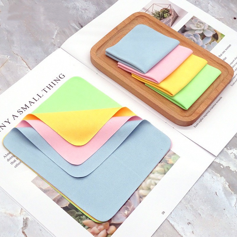 Khăn lau kính cao cấp , chất vải mềm thấm hút nhanh