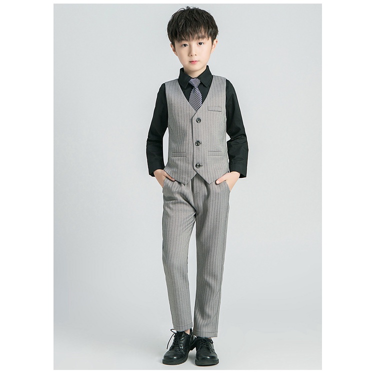 Bộ vest bé trai cao cấp ghi xám TQB033 gồm 3 chi tiết (áo ghile + áo vest + quần tây) tặng kèm cavat hoặc nơ