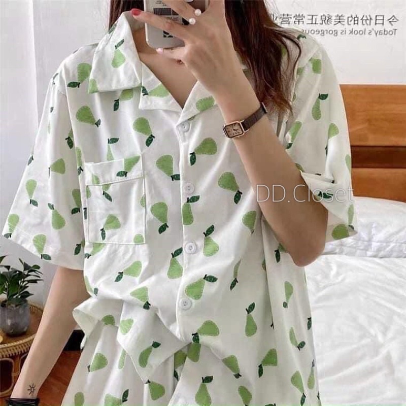 Bộ đồ ngủ pijama nữ cộc tay quần đùi chất lụa Kate Thái mềm mịn màu trắng họa tiết quả lê xanh đáng yêu - CD0041