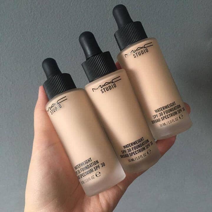 kem nền MAC Studio Waterweight