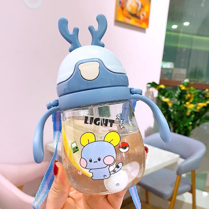 Bình uống nước tai hươu 370ml cho bé có vạch chia họa tiết đáng yêu